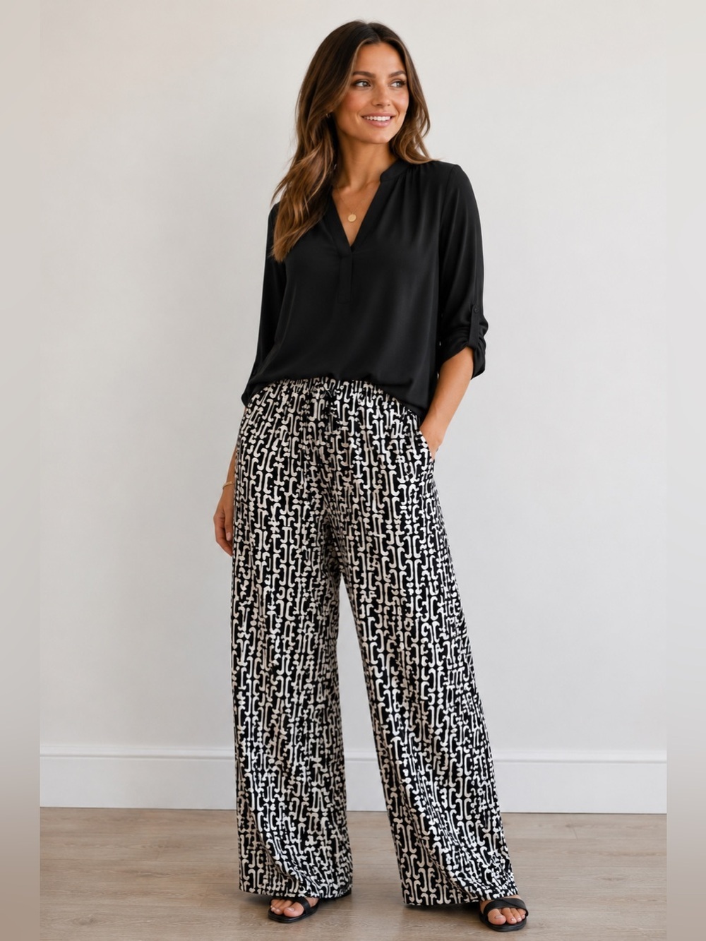 Monteau Los Angeles Geometric Print Wide Leg Cargo Pants Small